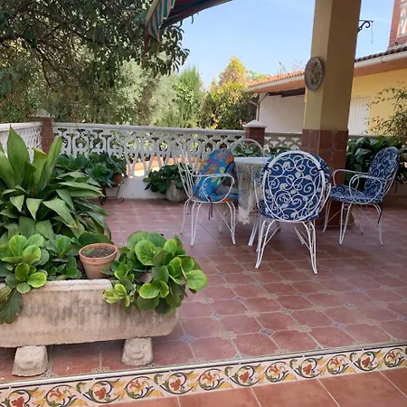 Con Piscina Privada En Casa De Campo, Granada * Alhendin