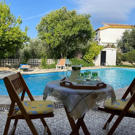 Con Piscina Privada En Casa De Campo, Granada